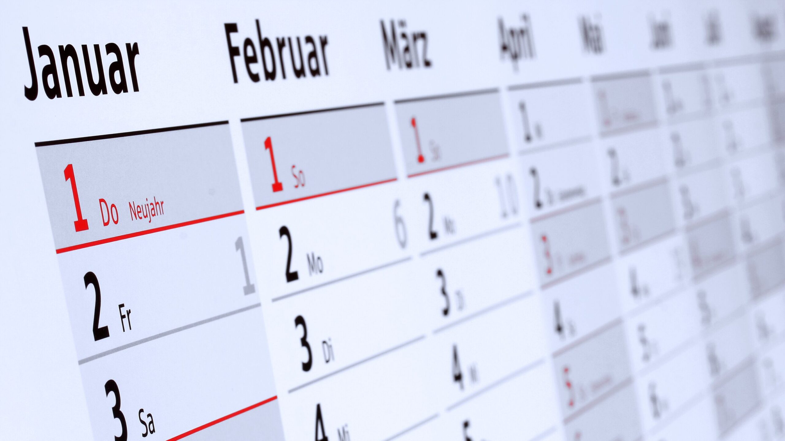Jahresplanung-Kalender-scaled-aspect-ratio-16-9